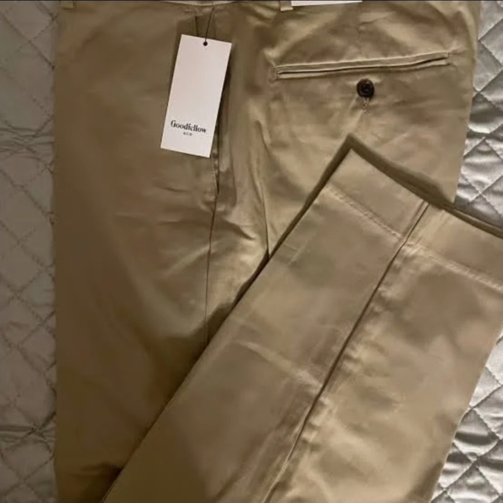 Goodfellow & Co Men's Khaki Chinos
